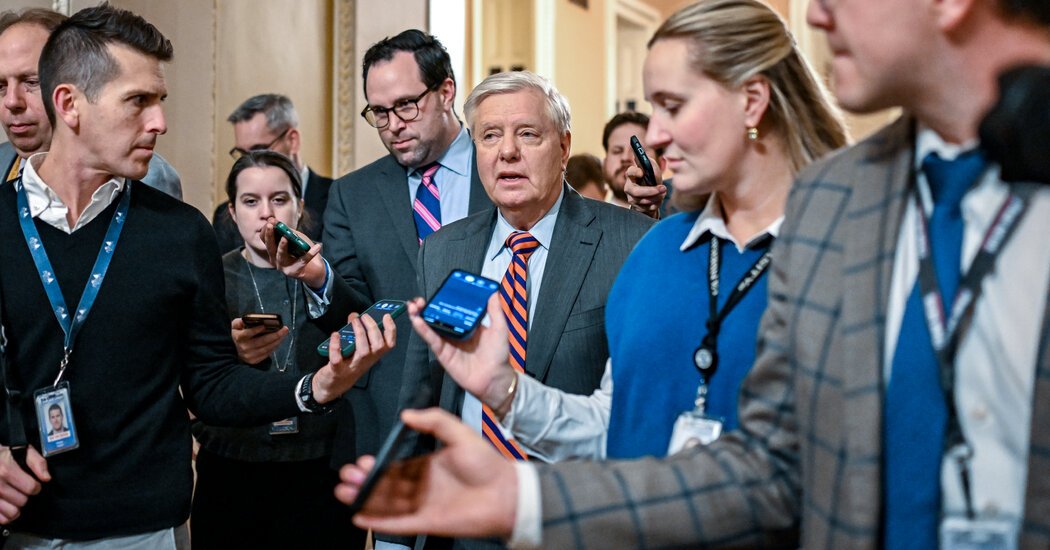 Tim Scott and Other South Carolina Leaders Mourn Lindsey Graham