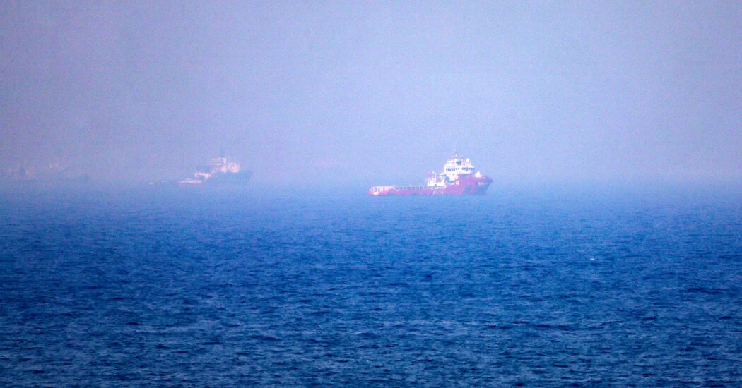 Trump’s Threat to Impose Fees in the Strait of Hormuz Contradicts His Aides