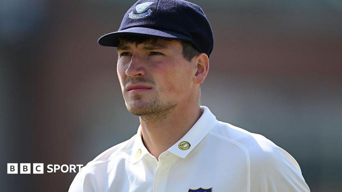 Henry Crocombe: Surrey to sign Sussex and England Lions bowler
