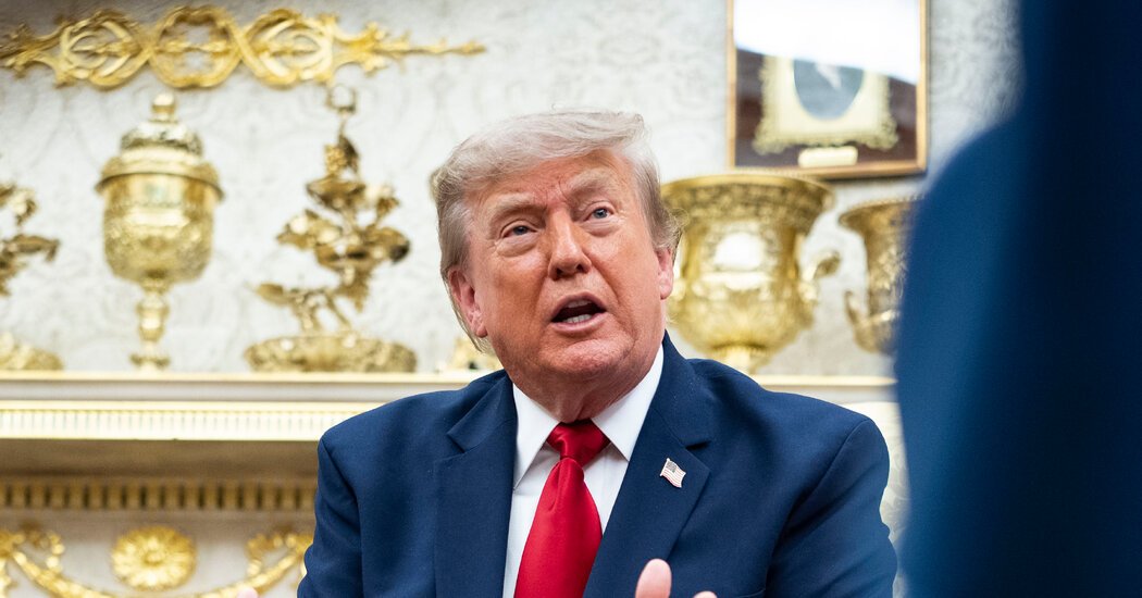 Trump Pressures ICE to Resume Traffic Stops After They Were Halted Over Fatal Shootings
