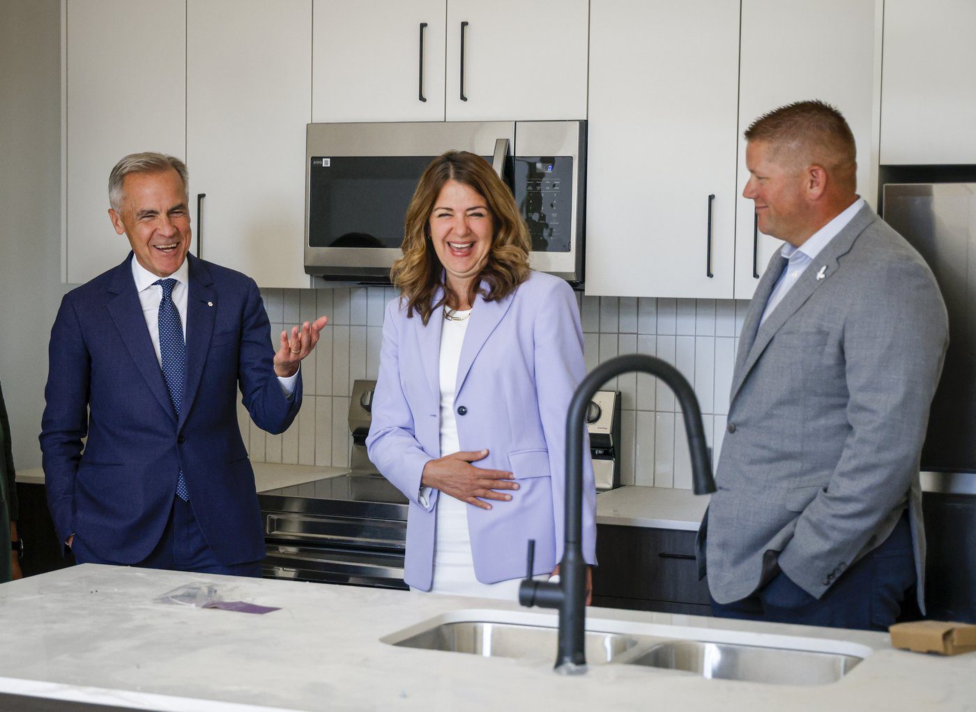 Alberta and Ottawa sign deal to fund water, wastewater infrastructure for housing