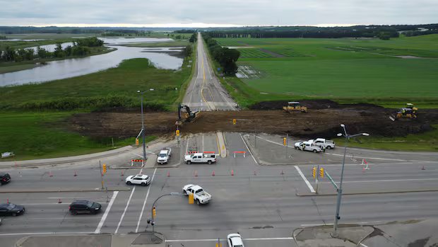 Brandon declares state of emergency as overflowing Assiniboine River forecast to continue to rise