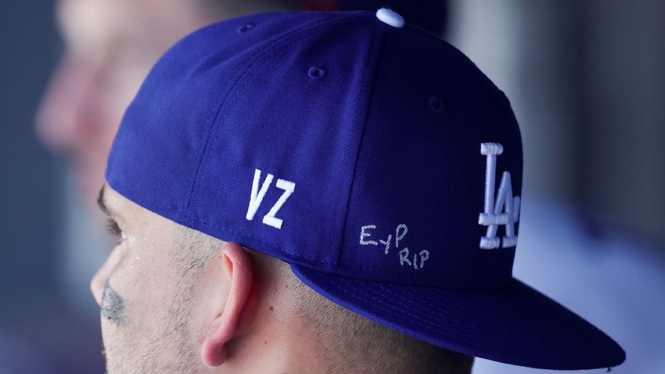 Dodgers’ Alfonzo has ’emotional’ debut after deaths in family
