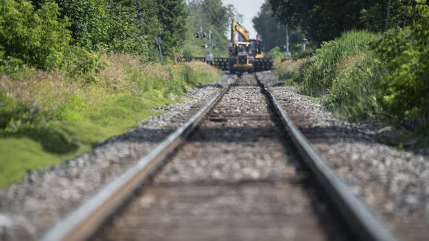 Railway operations slowly resume in Repentigny, Que., following major derailment