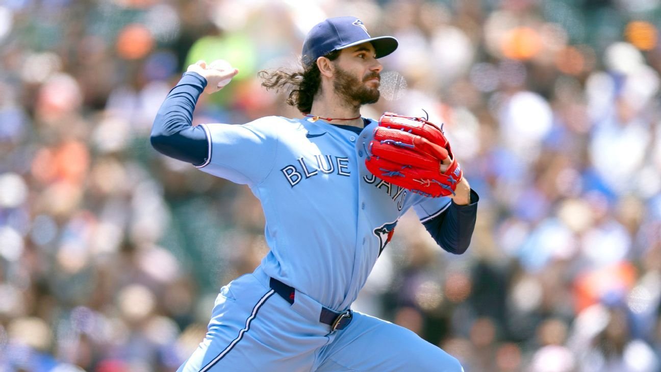Blue Jays’ Cease loses bid for 2nd career no-hitter in 9th
