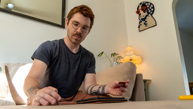 After he returned mistaken $24,000 tax refund, his CRA account was locked, actual tax refunds delayed