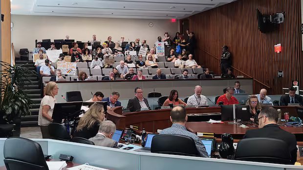No ban against data centre development after Hamilton council votes down bylaw