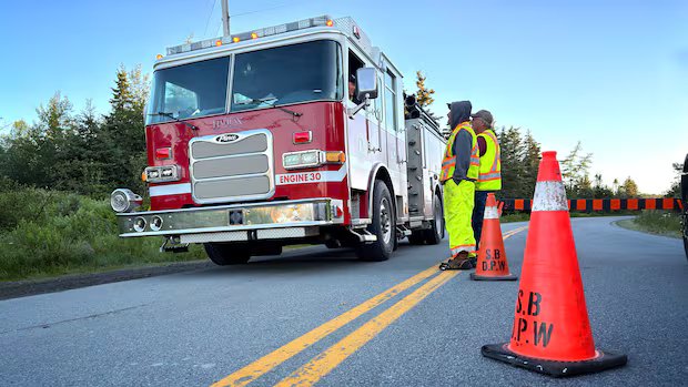 ‘Mostly a woods fire’: Crews tackle 300-hectare Eastern Shore blaze after evacuations