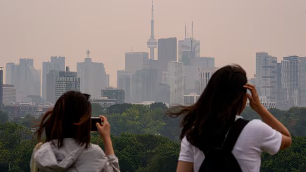 Orange air quality warning persists across most of GTA, with temporary relief expected in afternoon