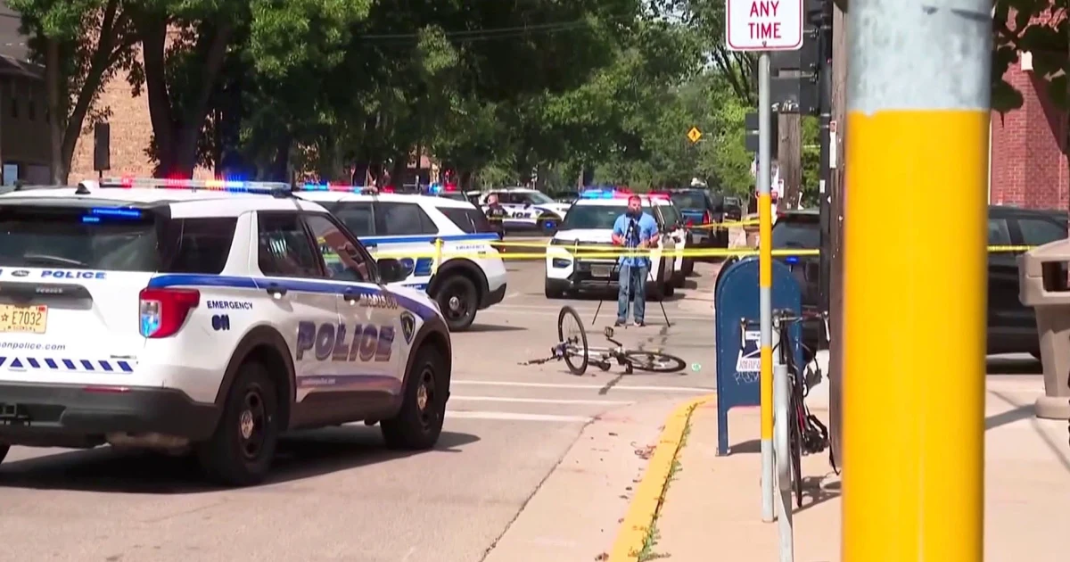 Wisconsin Officers Fatally Shoot a Man Armed With a Knife
