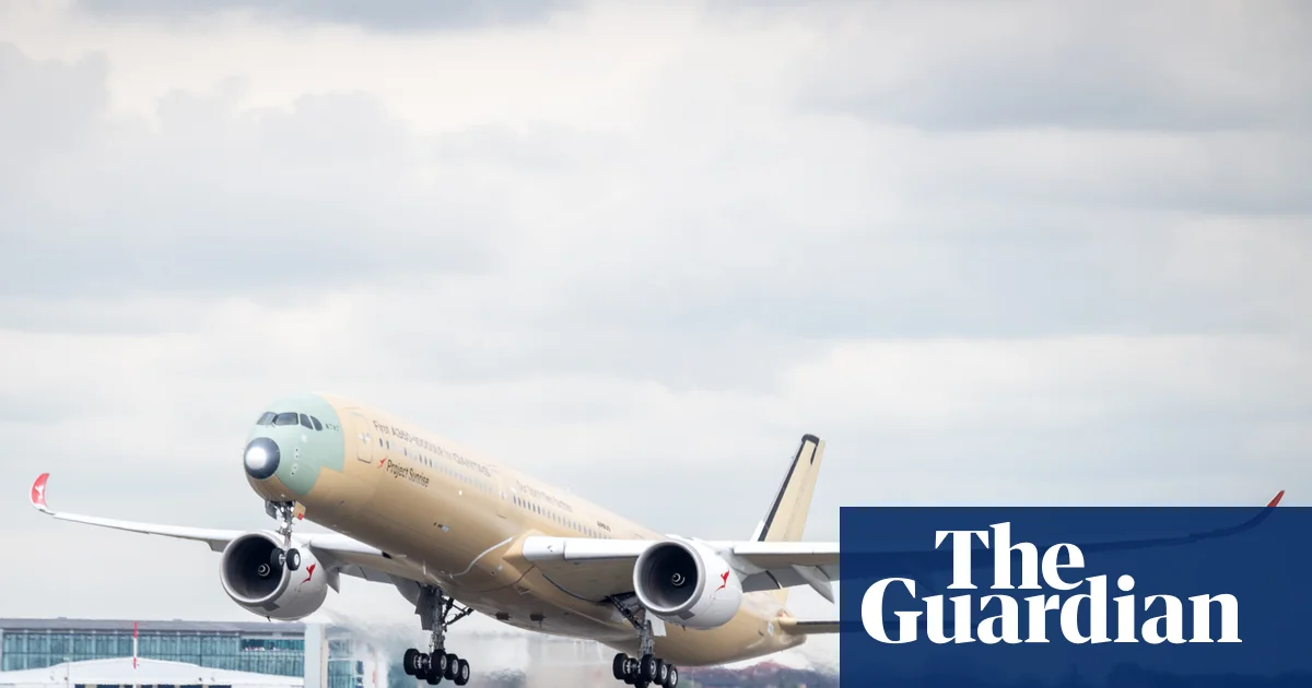 Qantas tests new ultra long-range Airbus in 17,000km direct flight from France to Melbourne | Qantas