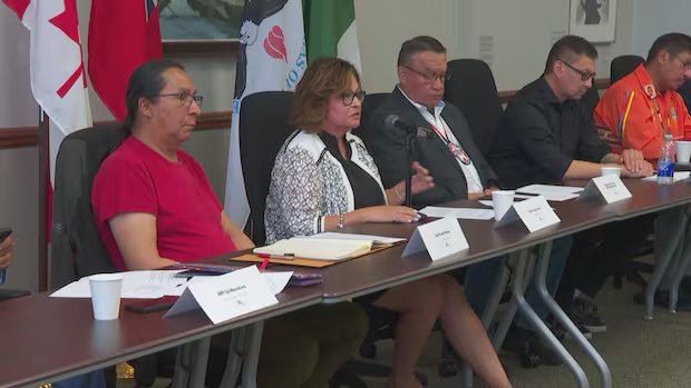 First Nations chiefs call for public inquiry as Ontario defends wildfire response