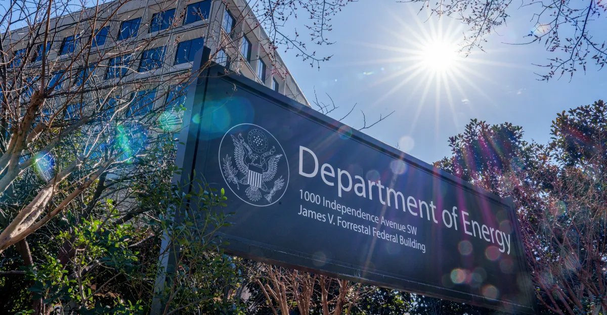 White House deletes thousands of web pages about energy conservation as heatwave slams US