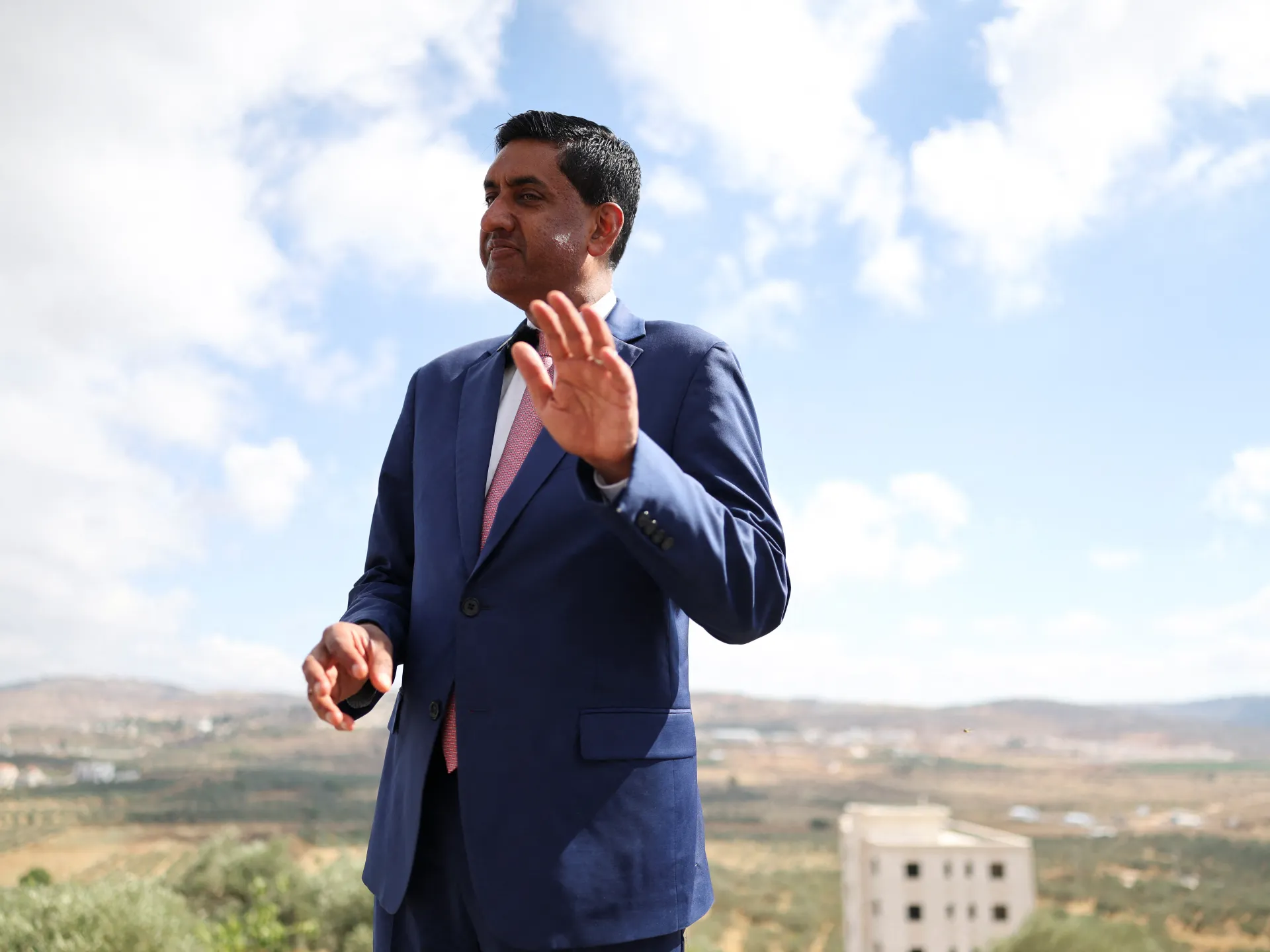 Detained by settlers, US Democrat Ro Khanna now faces pro-Israel attacks | Israel-Palestine conflict News