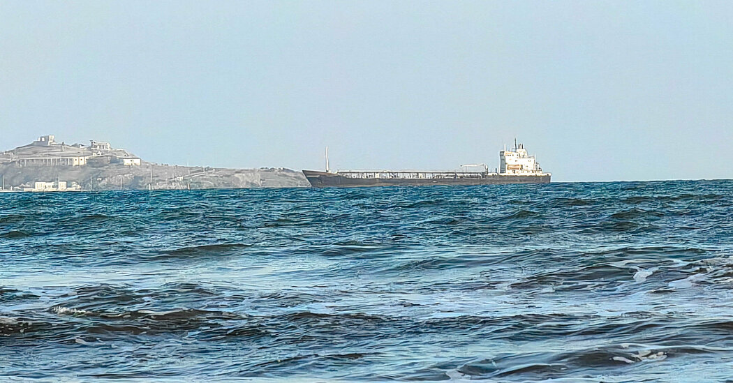 Iran War Live Updates: Red Sea Turmoil Pushes Oil Past $100 a Barrel