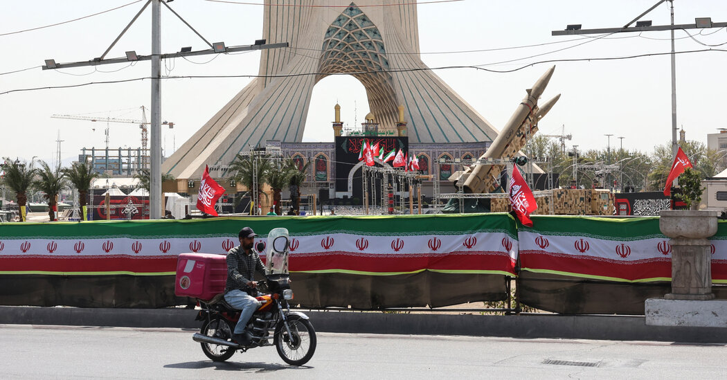 Iran War Live Updates: U.S. Strikes Abate, Even as Trump Considers Escalation