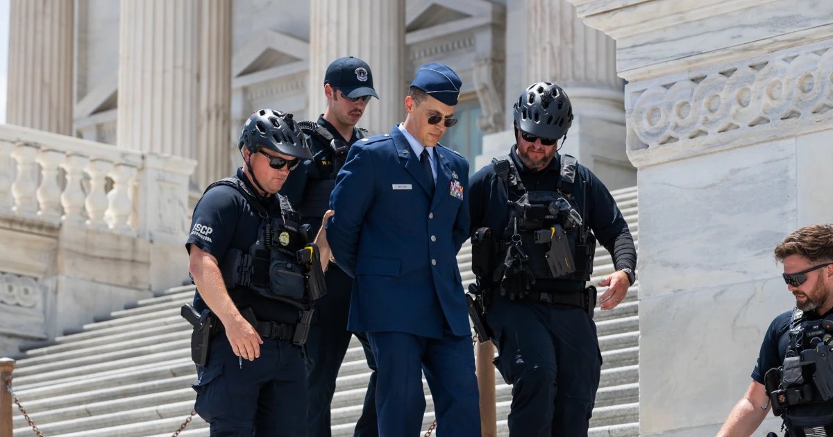 Air Force officer arrested after calling for Trump’s impeachment at Capitol