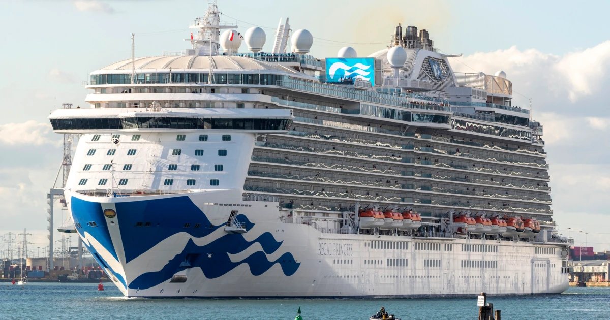 Worker dies after going overboard from Princess cruise ship that left Fort Lauderdale