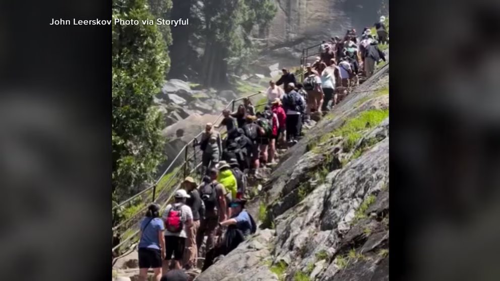 WATCH:  Crowd chaos at Yosemite National Park