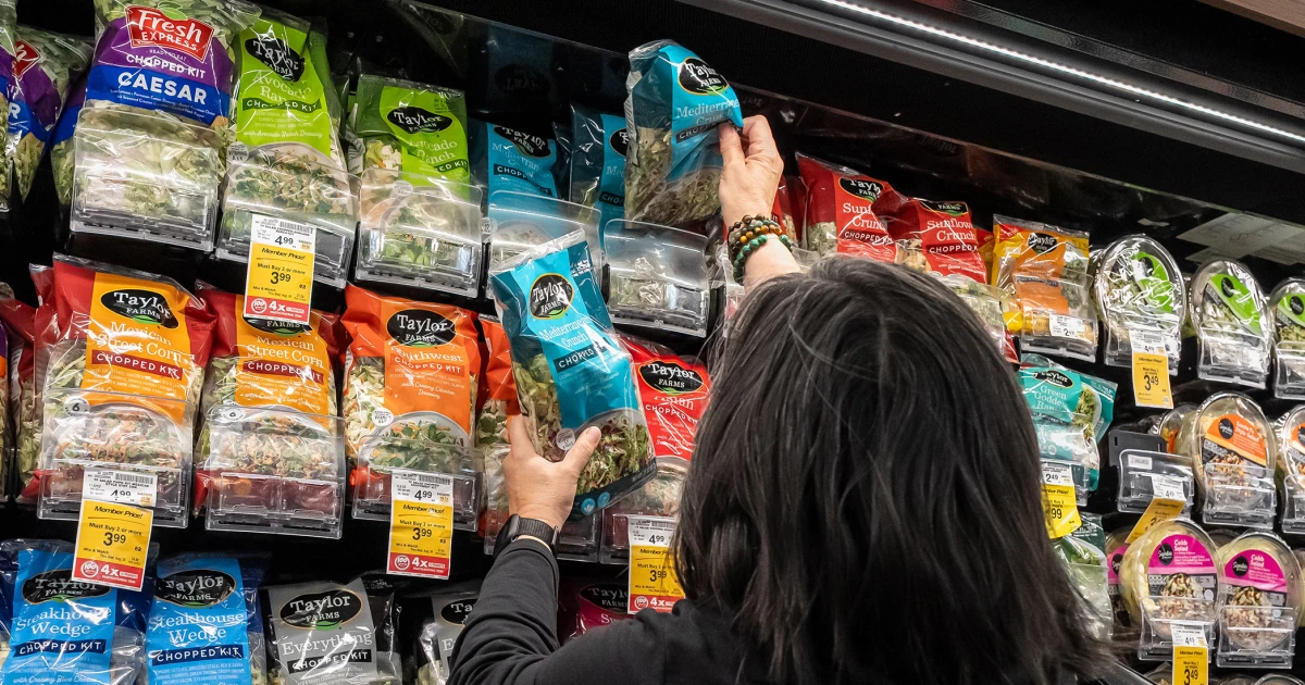 Cyclospora triggers a trust crisis for Taco Bell, Taylor Farms