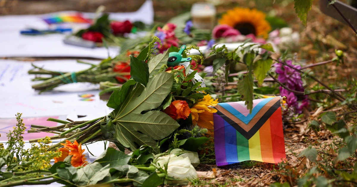 Manhunt underway for suspect with ‘Islamist’ ties after deadly Berlin Pride attack