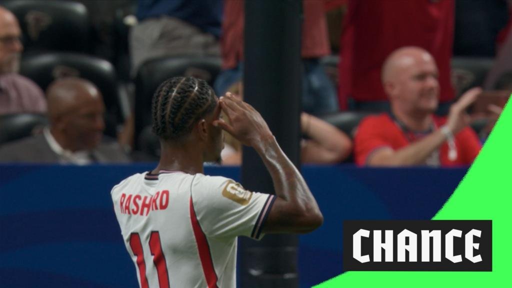 'What a save!' – Rashford's effort blocked on line by Wan-Bissaka