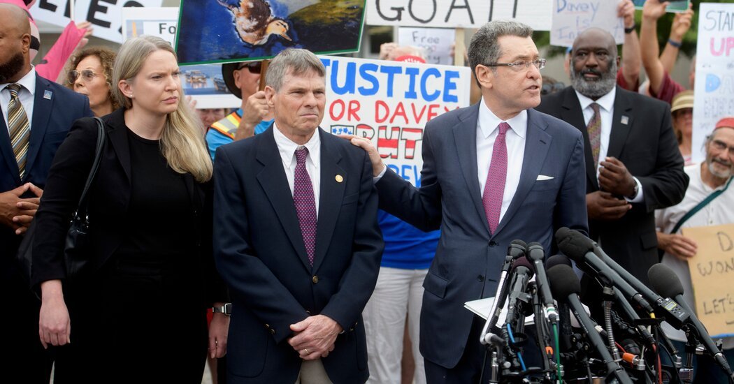 Charges Dropped Against Ex-Olympian David Hearn Accused of Damaging Reflecting Pool