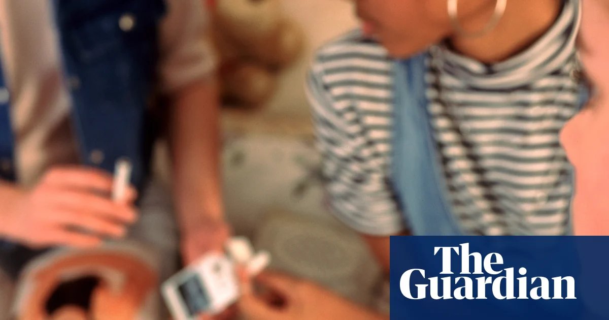 RFK Jr’s advisory panel overhaul stalled update on helping kids quit tobacco | Robert F Kennedy Jr