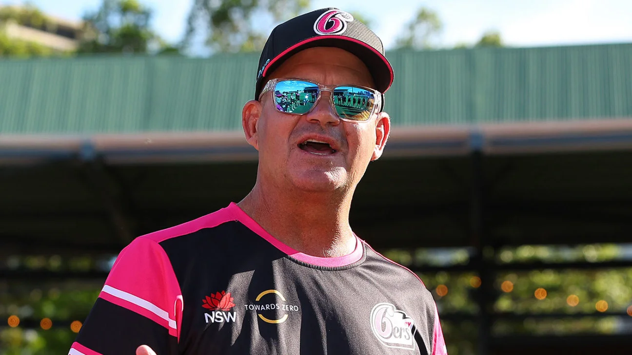 Matthew Mott named Sydney Sixers BBL coach, leaves WBBL role