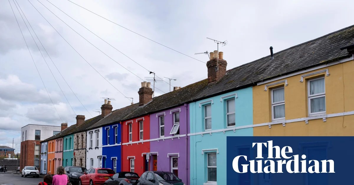 UK house prices rise for first time since start of Iran war | House prices