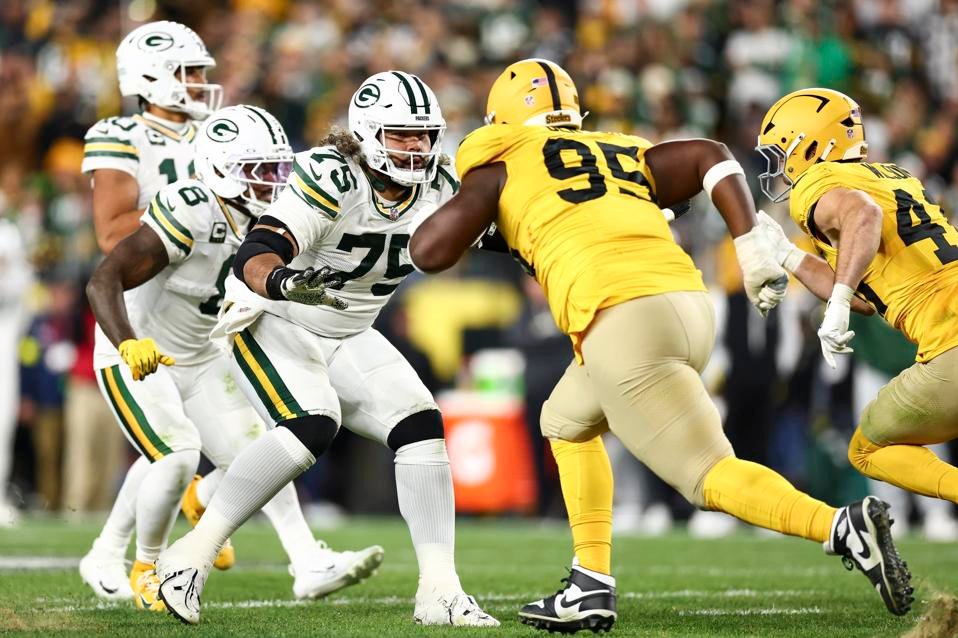 The Most Important Packers: No. 17 — C Sean Rhyan