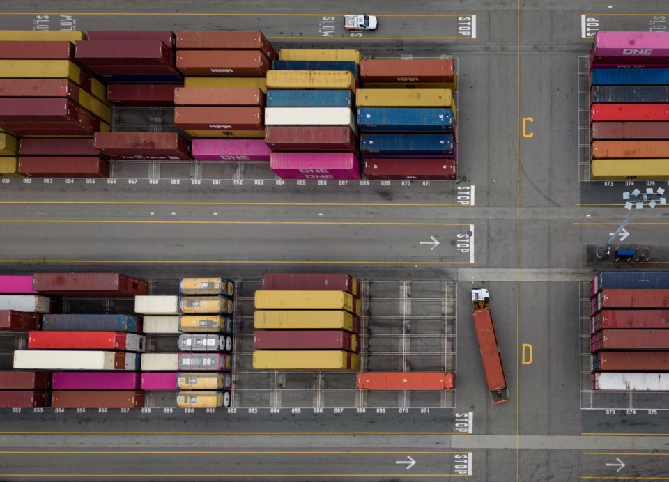 Trump seeking trade leverage over Canada with new targeted tariffs: analysts