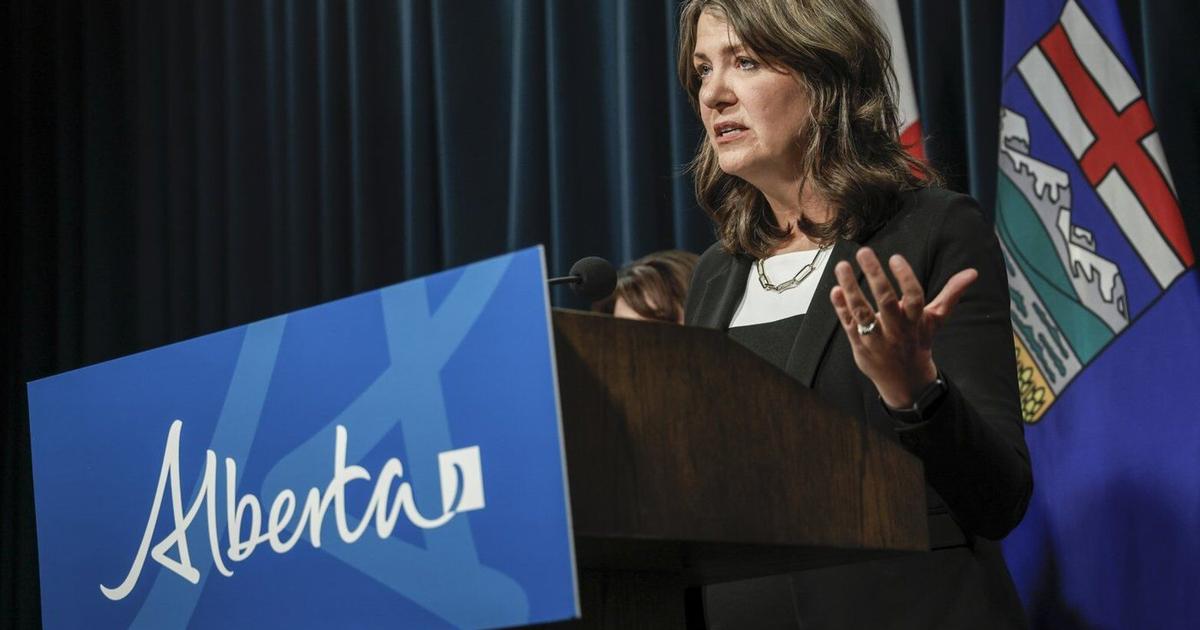 Alberta premier says she won’t retaliate Trump’s latest threats with alcohol ban