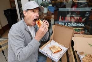 Even leukemia treatment isn't stopping this Toronto food reviewer from searching for his next great meal