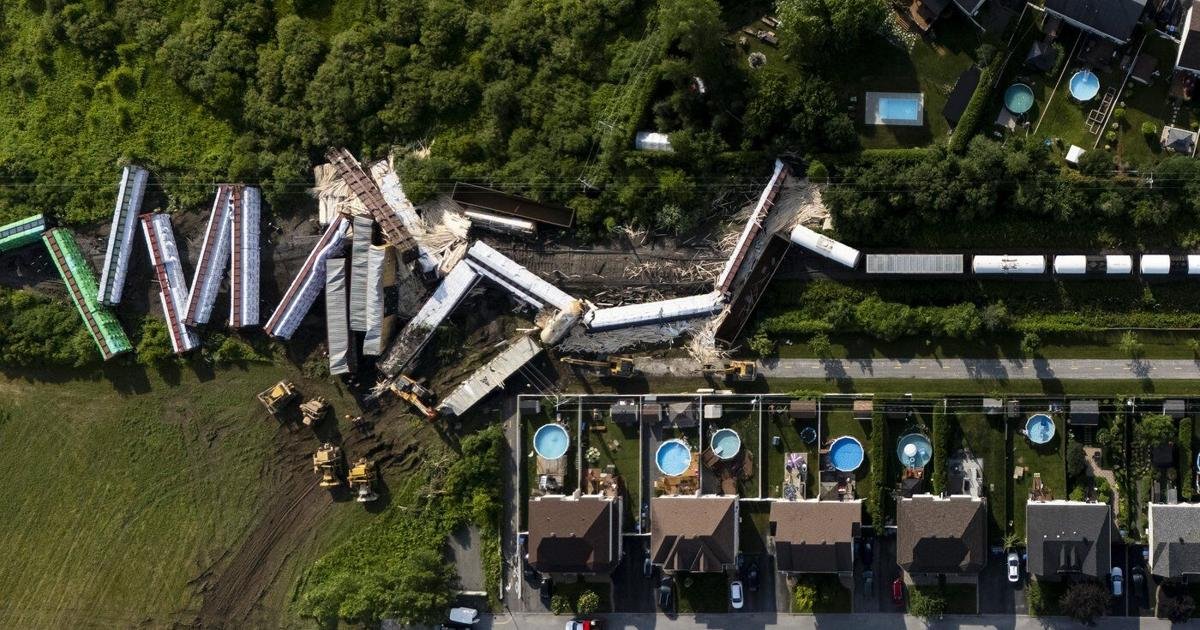 Safety board says it's too soon to determine cause of Montreal-area train derailment
