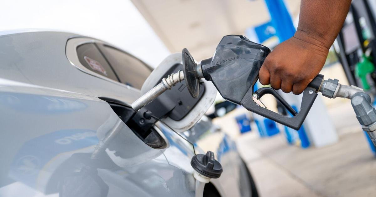 Toronto gas prices to spike as Trump warns of Iran strikes