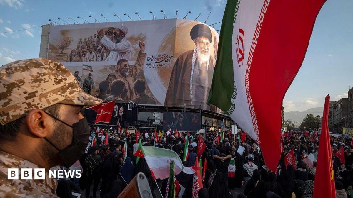 Iran threatens to block more trade routes as US launches fresh strikes