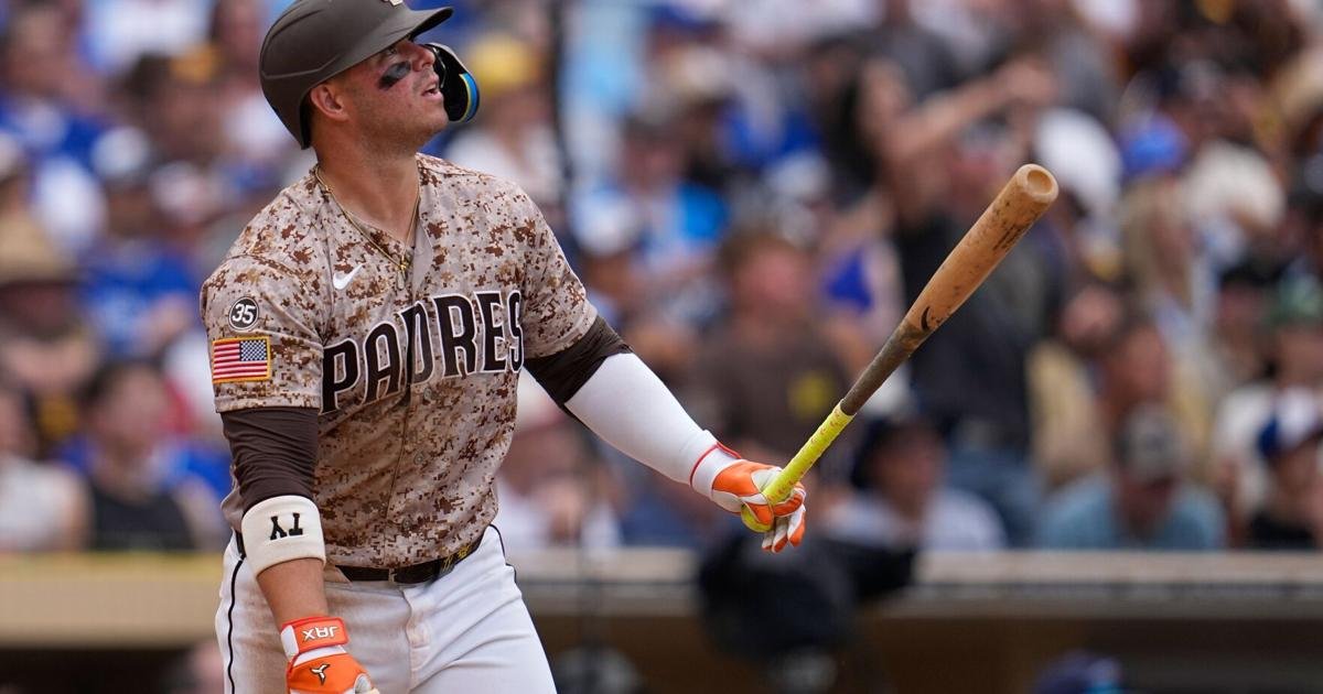 Blue Jays vs. Padres: Jeff Hoffman tagged with fourth blown save as San Diego rallies in 8th