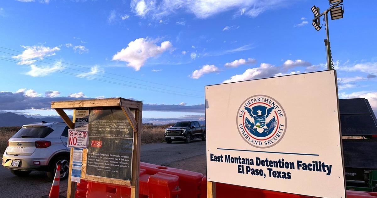 ICE extends no-bid contract for major detention center in Texas, rejecting calls for closure