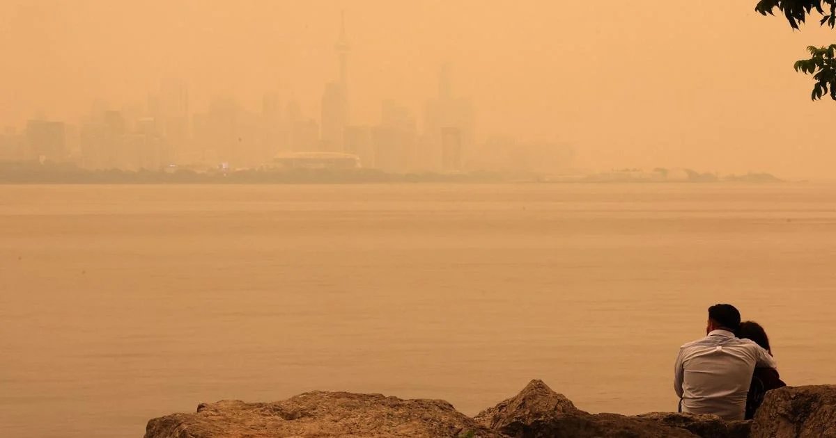 Why is the sky orange? Toronto turns 'hellish' hue as Ontario wildfire smoke smothers region