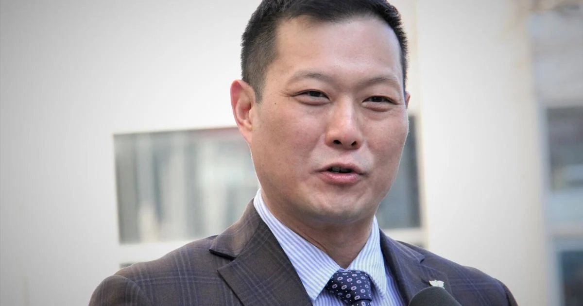 Tourism Minister Stan Cho quits cabinet over Toronto hotel expense claims