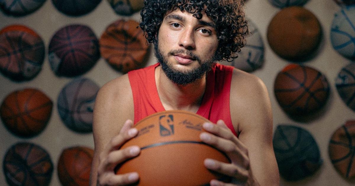 A $10 lesson gave Allen Graves his foundation. The Raptors rookie took care of the rest