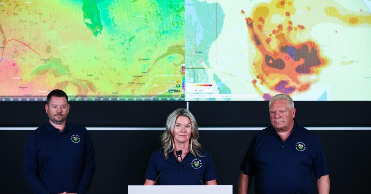 How Ontario firefighters tackle wildfires as climate changes