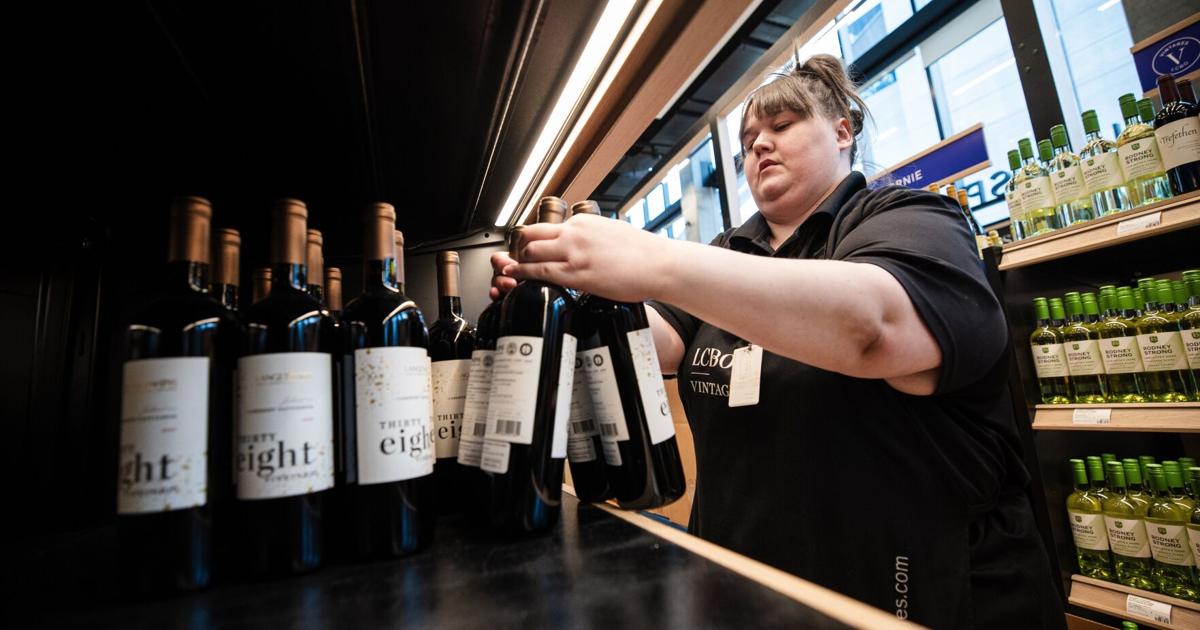 Canadian brewers and wineries don't want provincial governments to back down on U.S. booze bans