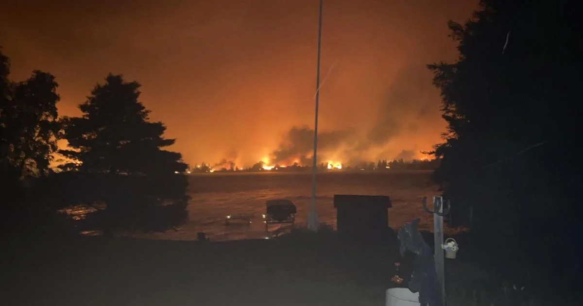 Hit by wildfire, Ontario businesses question fire ban delays