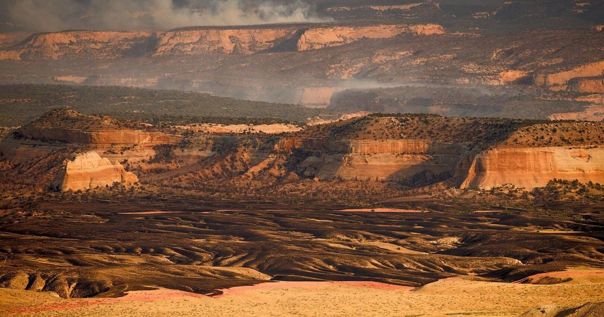 4th firefighter dies from injuries in western Colorado blaze
