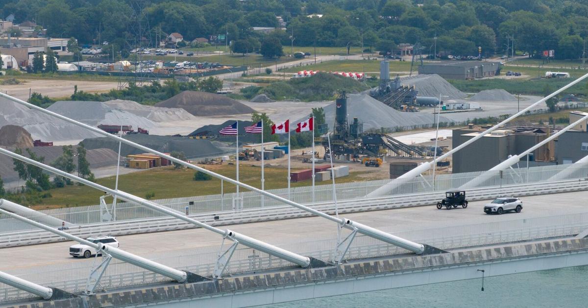 Bridging the U.S.-Canada divide is no problem, even with Donald Trump. Here's the proof