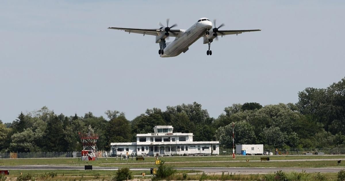 Billy Bishop expansion would benefit consumers, Competition Bureau told Carney government