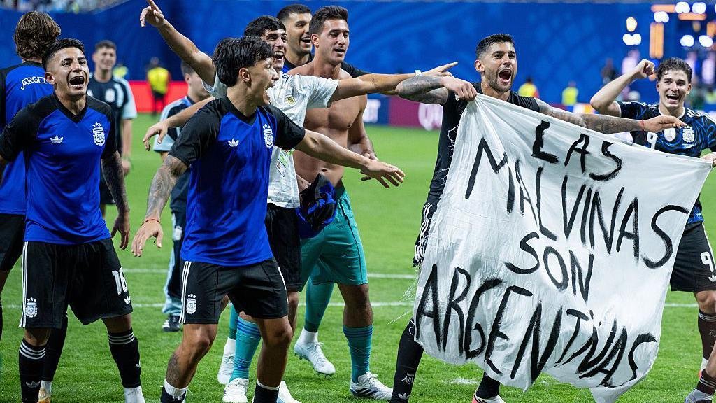 Fifa ‘assessing reports’ over Falklands banner
