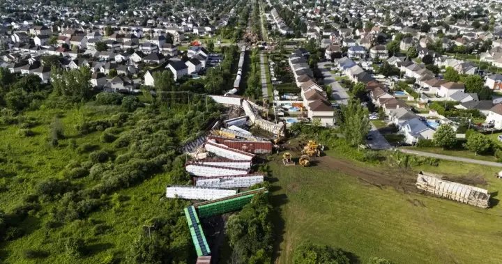 Transport Canada appoints observer after train derailment northeast of Montreal – Montreal